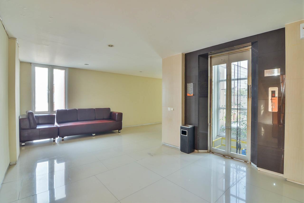 Image Hotel And Resto Μπαντούνγκ Εξωτερικό φωτογραφία